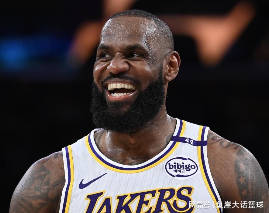 美媒排NBA現(xiàn)役側(cè)翼：老詹力壓杜蘭特排第一，倫納德第2，阿門上榜