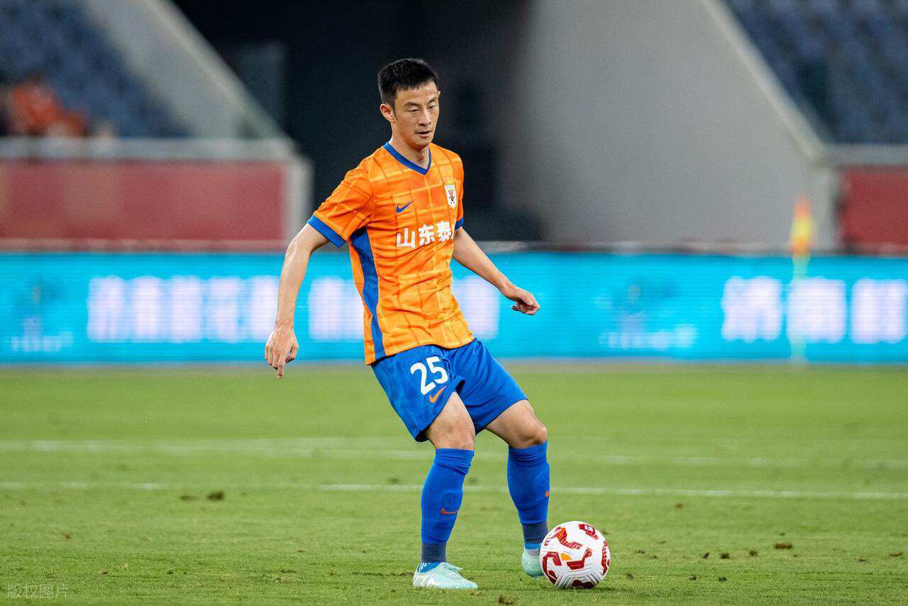 亞泰官方給球迷帶來久違喜訊，確認(rèn)新援將首秀踢蓉城，值得期待