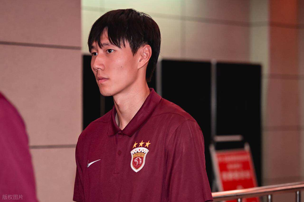 上港9月份剛吹響集結(jié)號！四大王牌就選擇集體缺席，原因提前揭曉
