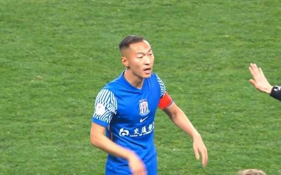 申花扛不住雙線作戰(zhàn)，6中場支撐變陣，吳曦是核心亞冠輪換不丟人