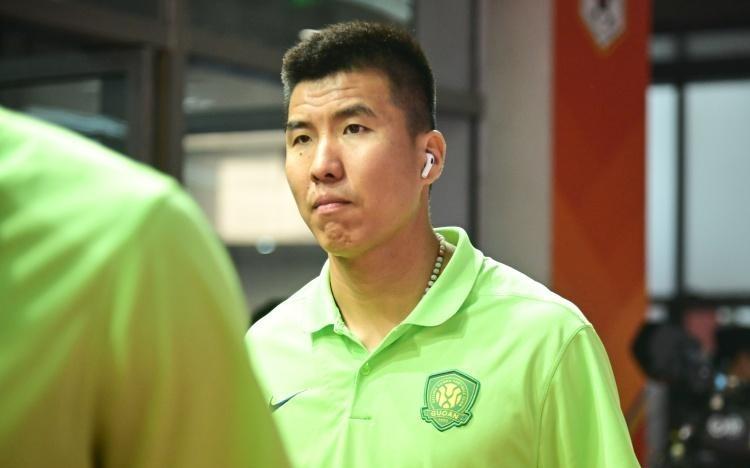媒體人：本質問題不解決，國安連正常踢球都難保證申花更加撕裂